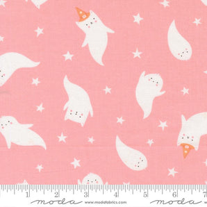 Purrs and Boos - Ghost Novelty Candy